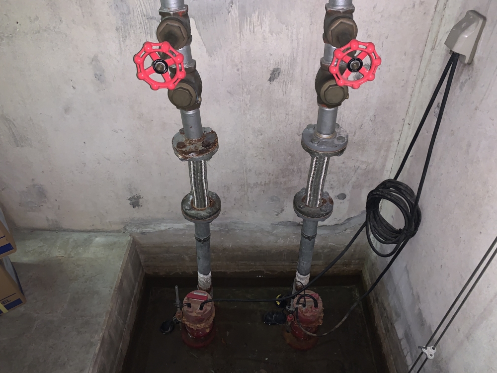 受水槽室排水ポンプ交換工事